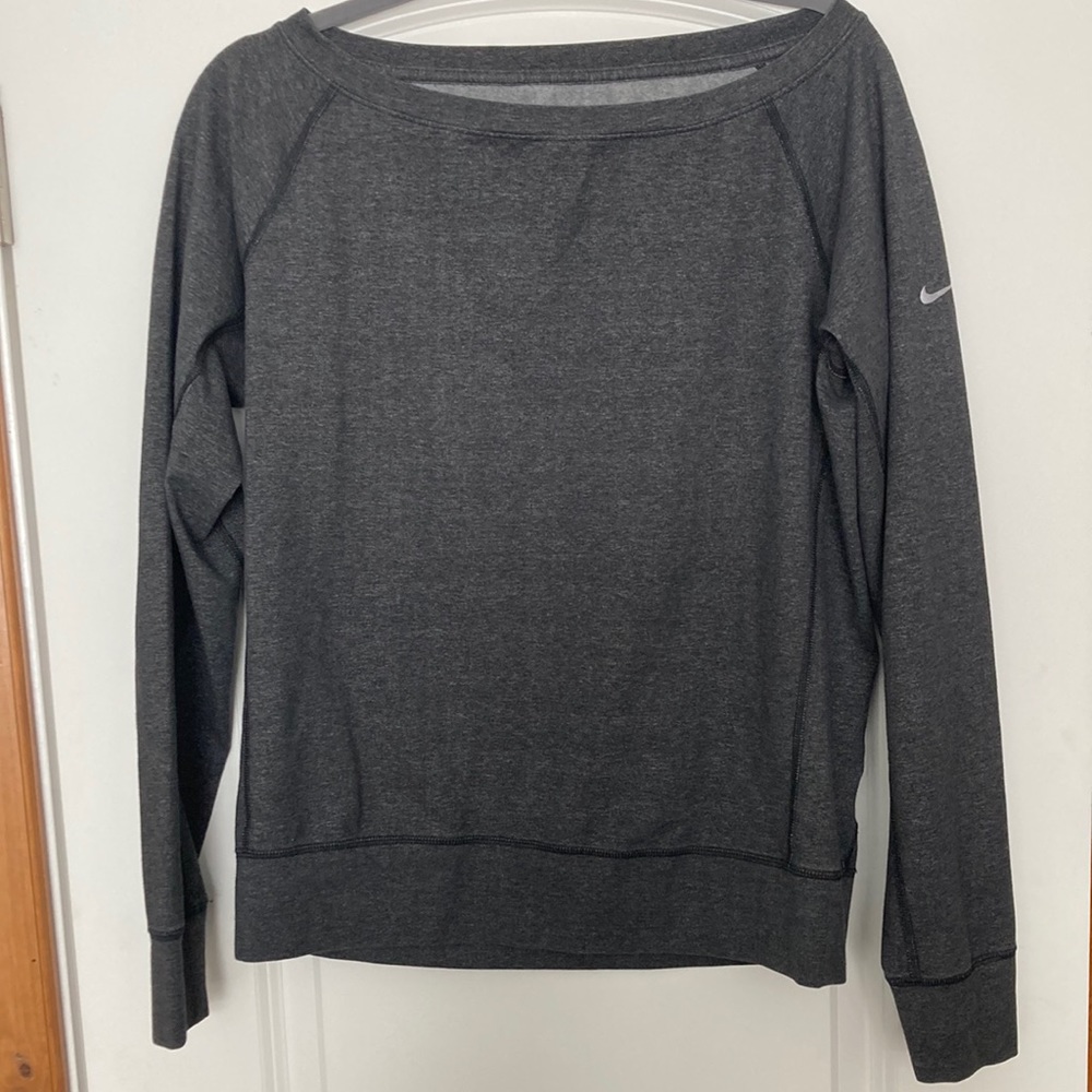 Wide neck gray women’s Nike top